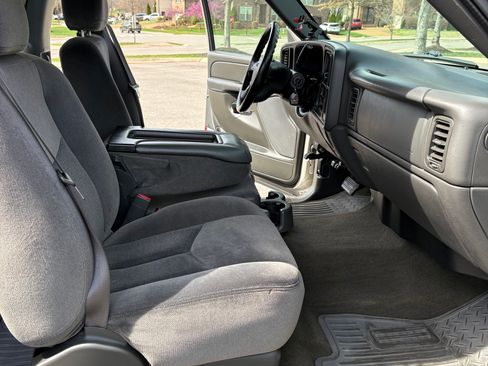 Used 2007 GMC Sierra 1500 SLE w/ Extended Cab Value Package image 10