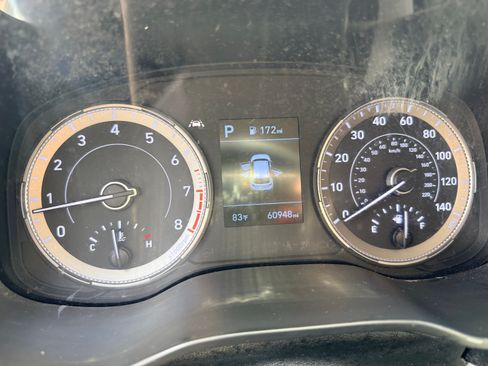 Used 2020 Hyundai Venue SEL FWD image 13