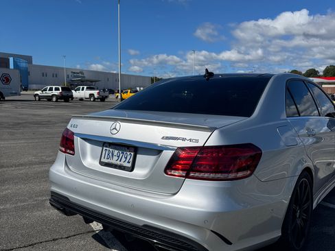 Used 2014 Mercedes-Benz E 63 AMG S-Model image 8