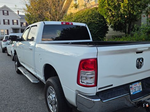 Used 2022 RAM 2500 Big Horn AWD/4WD image 15