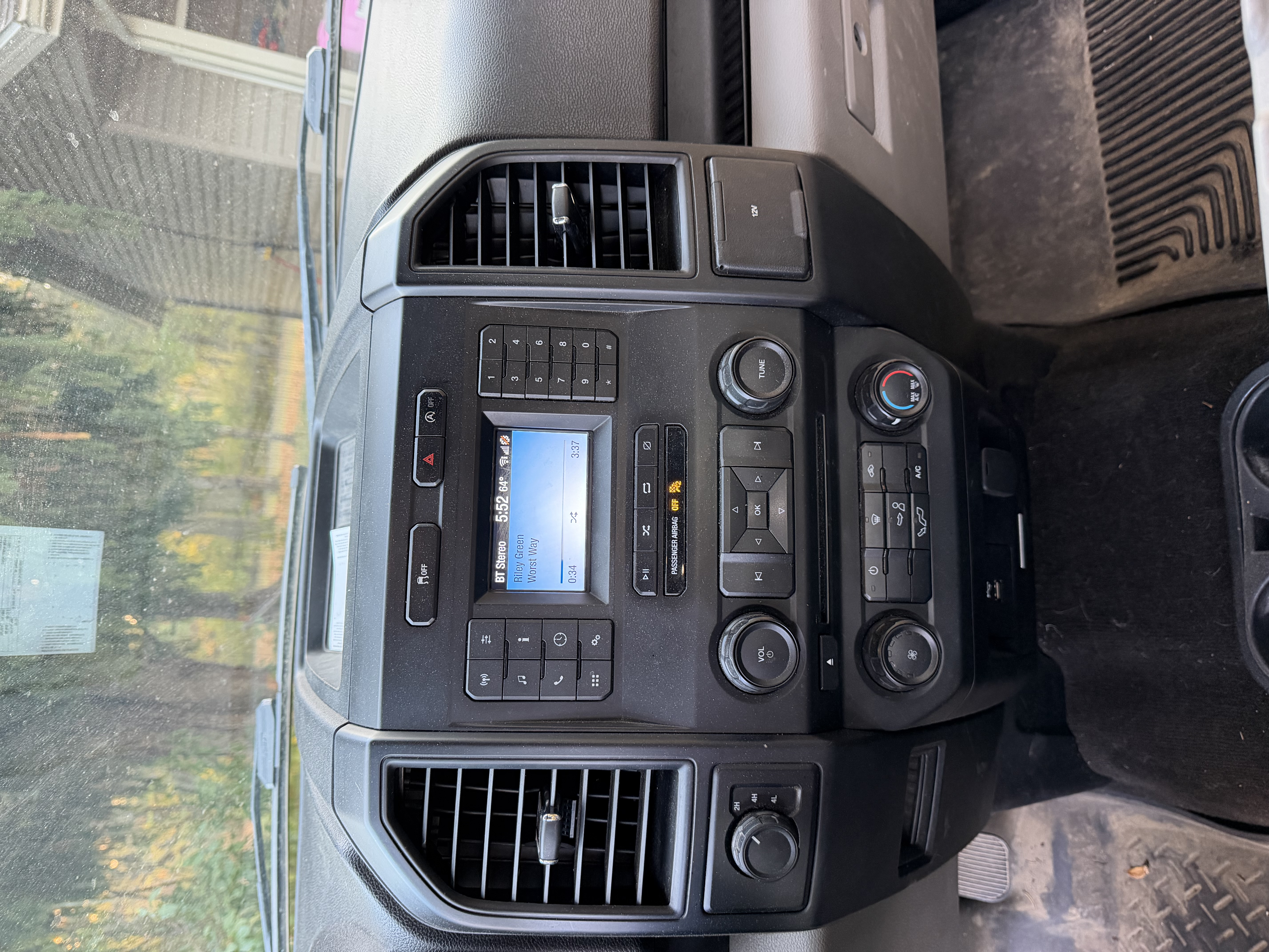 Used 2018 Ford F150 XL w/ Equipment Group 101A Mid AWD/4WD image 14