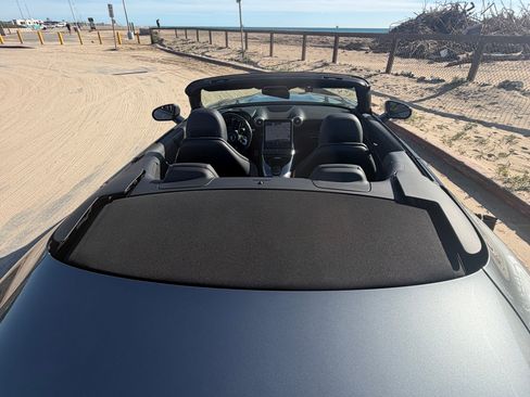 Used 2023 Mercedes-Benz SL 43 AMG SL 43 Roadster 2D w/ Driver Assistance Package image 9