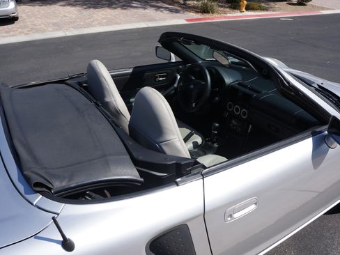 Used 2002 Toyota MR2 image 14