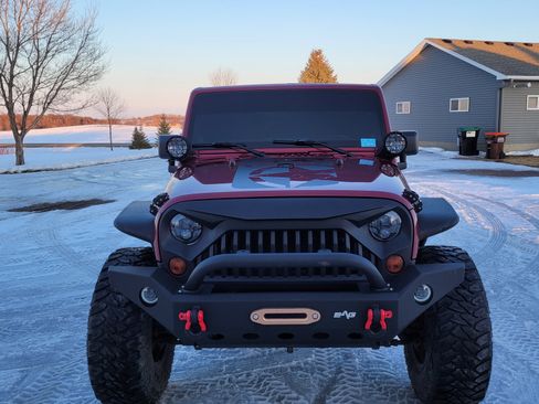 Used 2012 Jeep Wrangler Unlimited Sport image 1