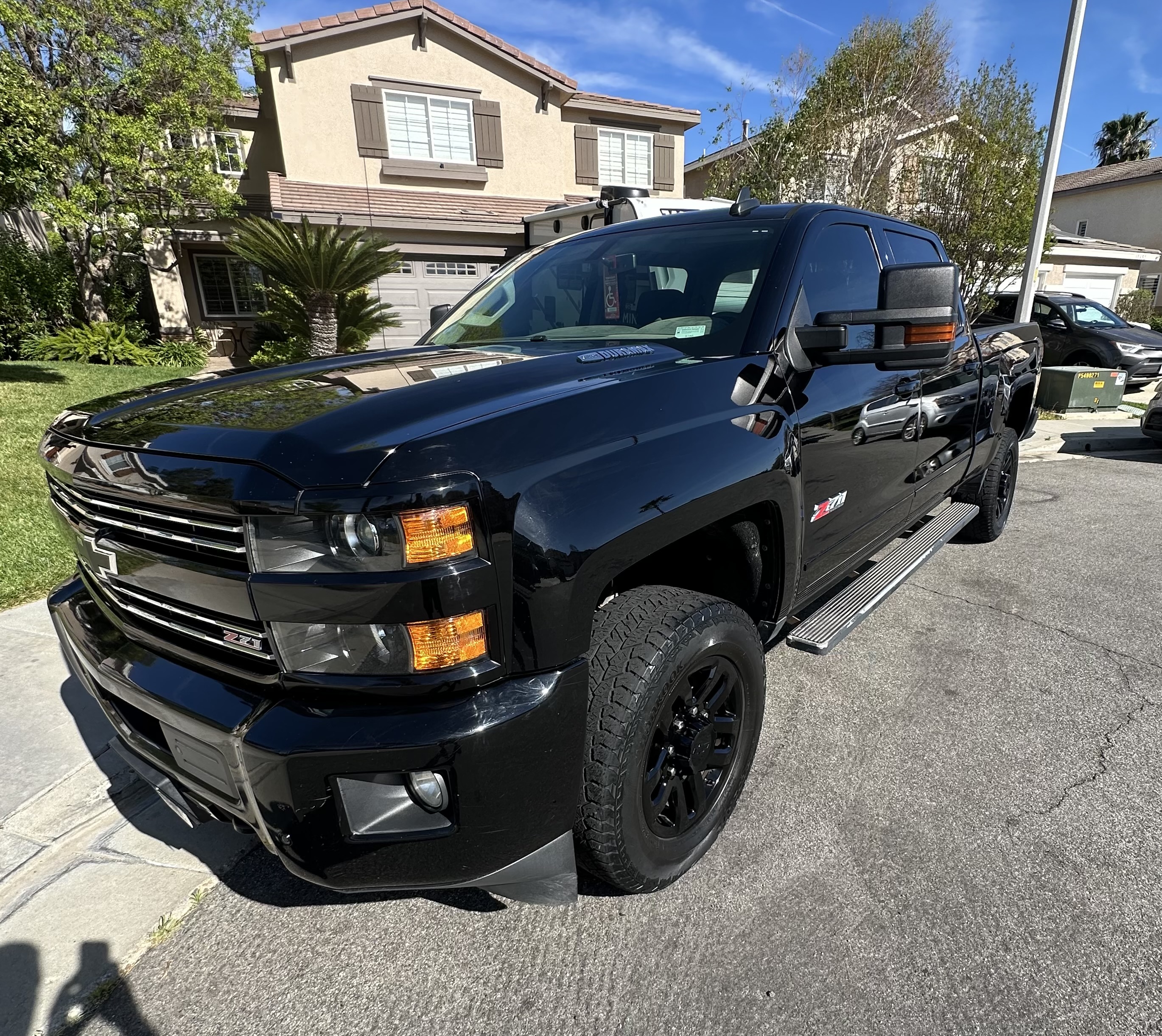 Used 2016 Chevrolet Silverado 2500 LT w/ Midnight Edition AWD/4WD image 8
