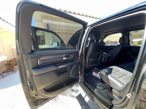 Used 2019 RAM 1500 Limited w/ Advanced Safety Group AWD/4WD image 11