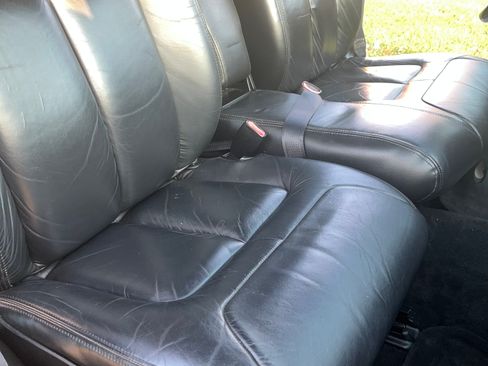 Used 1999 Cadillac De Ville D'Elegance image 16