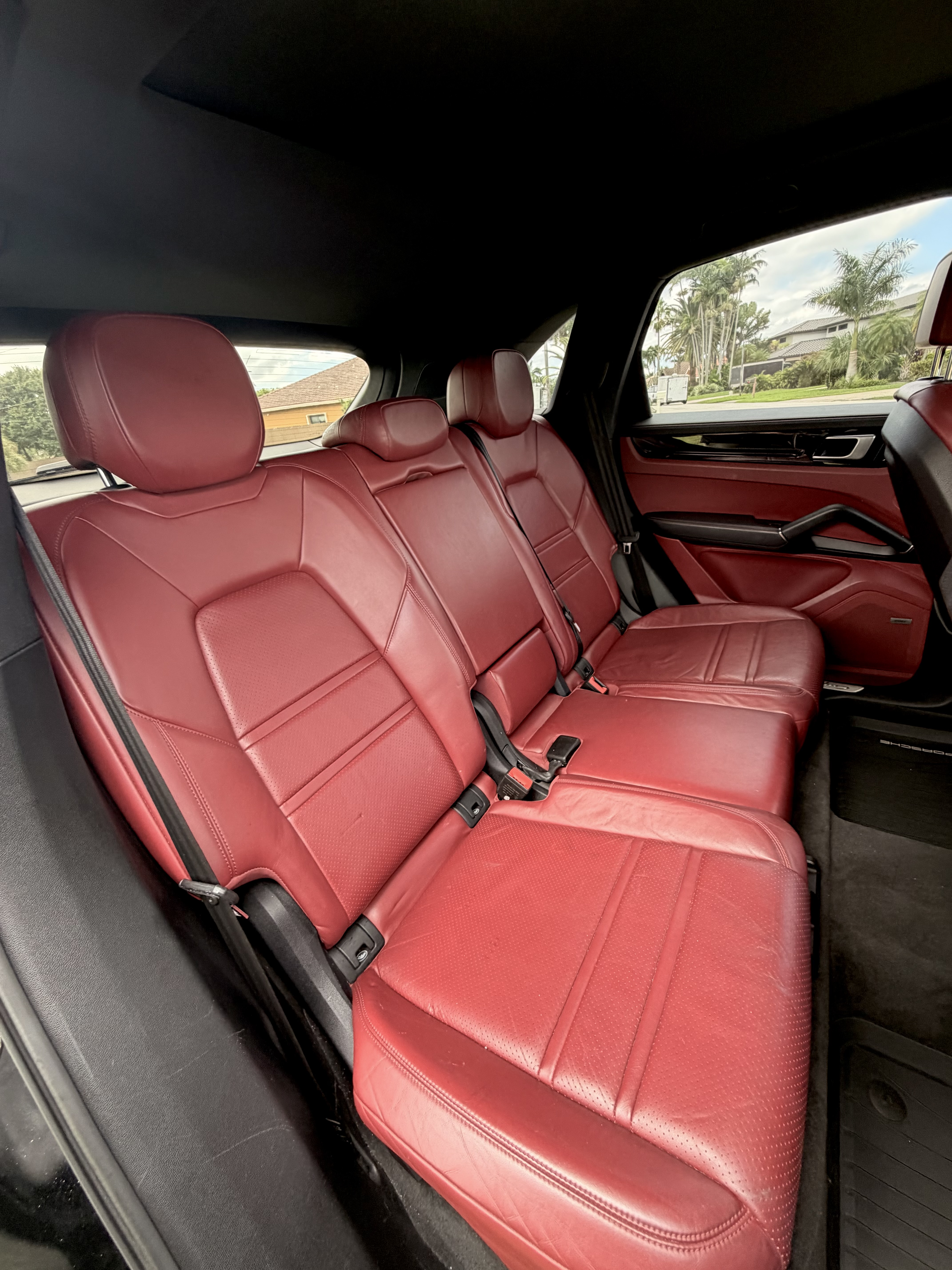 Used 2019 Porsche Cayenne AWD/4WD image 12