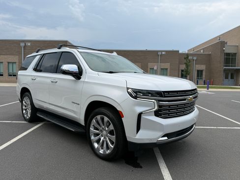 Used 2021 Chevrolet Tahoe Premier AWD/4WD image 1