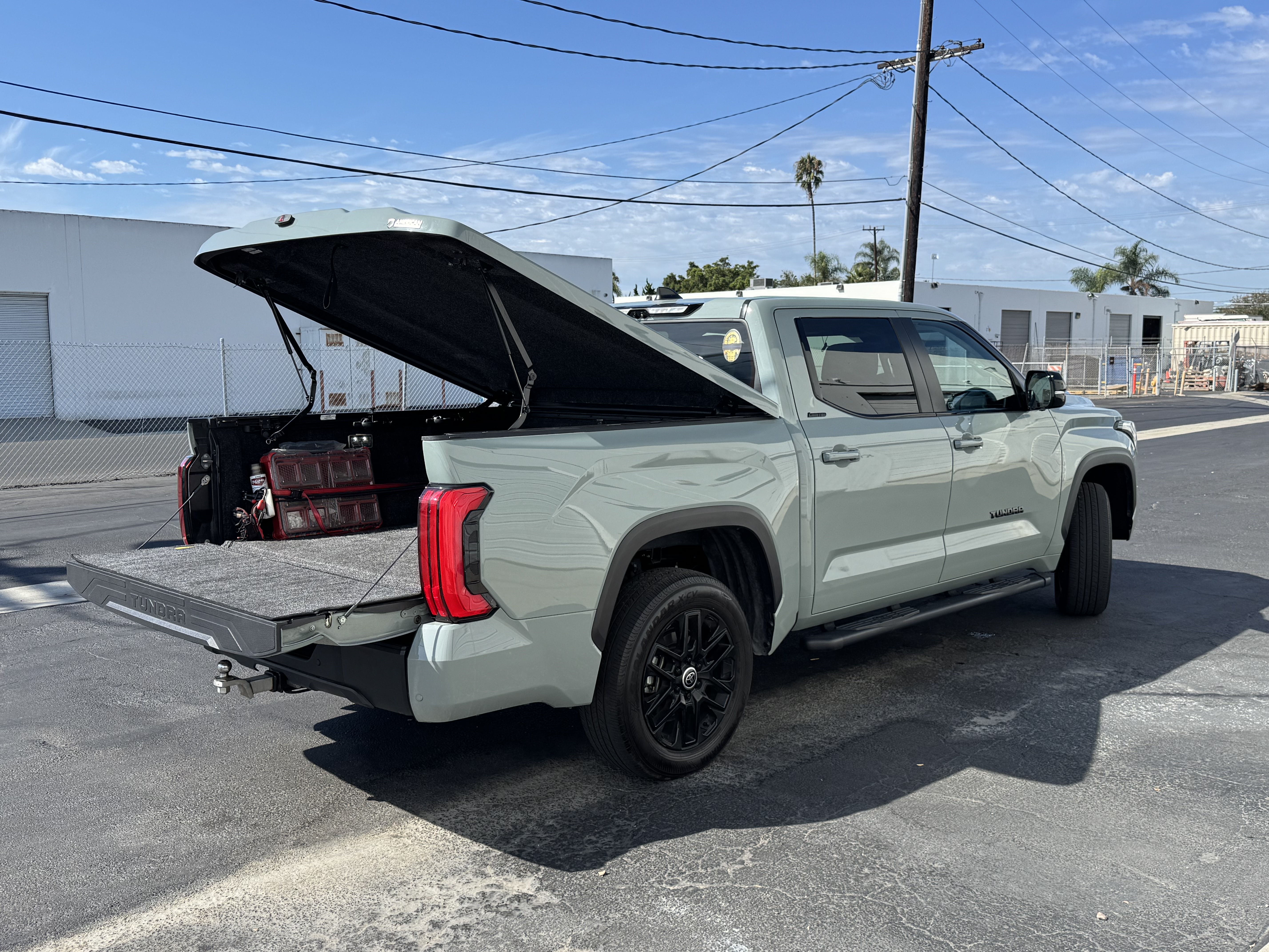 Used 2024 Toyota Tundra Limited AWD/4WD image 1