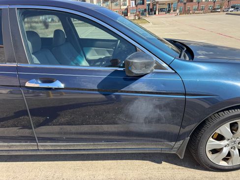 Used 2010 Honda Accord EX-L image 9