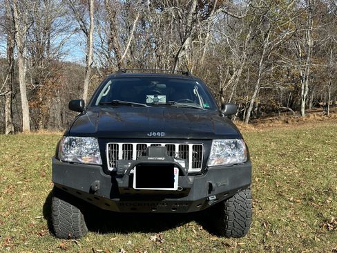 Used 2004 Jeep Grand Cherokee Laredo w/ Trailer Tow Group IV image 2