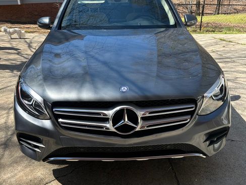 Used 2017 Mercedes-Benz GLC 300 image 4