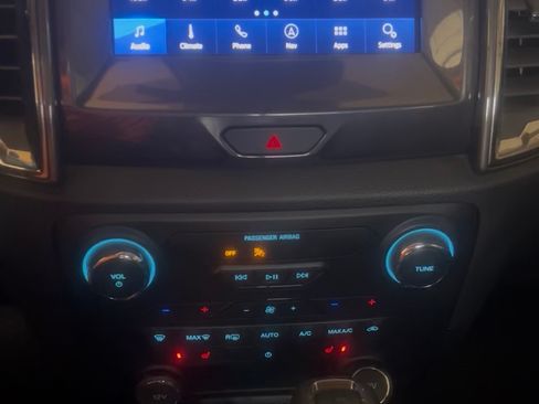 Used 2019 Ford Ranger Lariat w/ Equipment Group 501A Mid image 13