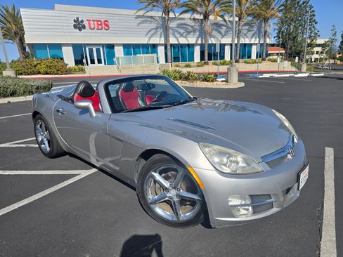 Used 2007 Saturn Sky Roadster 2D w/ Premium Trim Pkg image 1