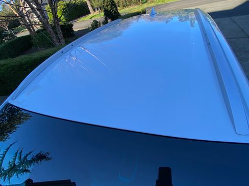 Used 2019 Chevrolet Bolt Premier w/ Infotainment Package image 9