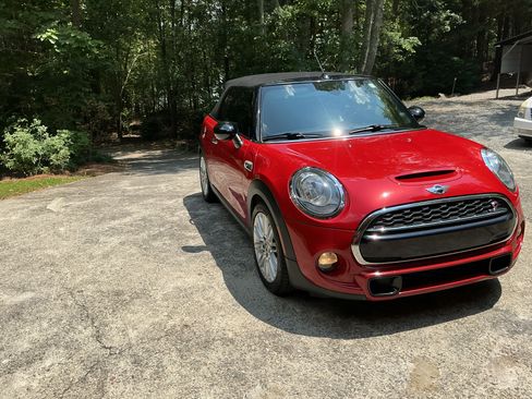 Used 2017 MINI Cooper S FWD image 16