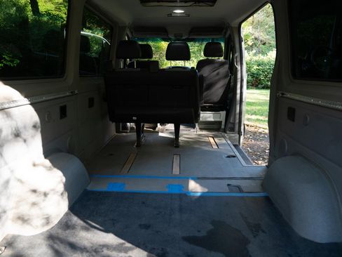 Used 2007 Dodge Sprinter 2500 w/ Cooling Group image 11