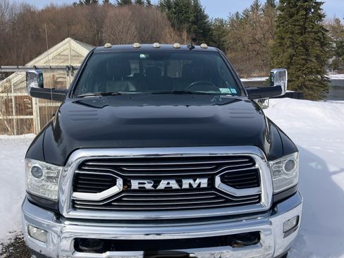 Used 2016 RAM 3500 Laramie Longhorn image 2