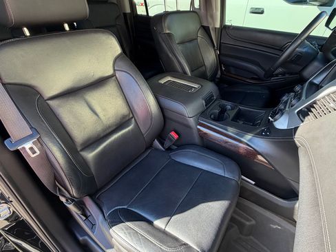 Used 2016 GMC Yukon XL SLT w/ Open Road Package image 6