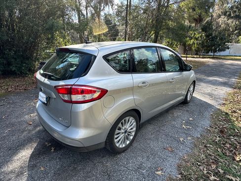 Used 2018 Ford C-MAX SE image 5