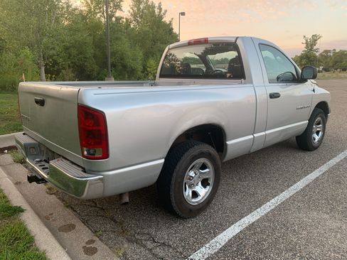 Used 2003 Dodge Ram 1500 Truck ST RWD image 4