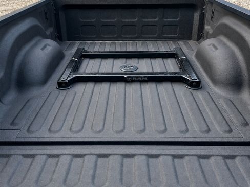 Used 2021 RAM 2500 Tradesman AWD/4WD image 5