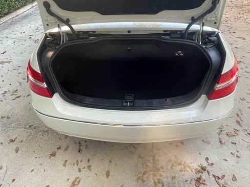 Used 2011 Mercedes-Benz E 350 Cabriolet image 16
