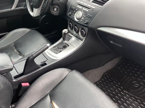 Used 2011 MAZDA MAZDA3 s Grand Touring image 16