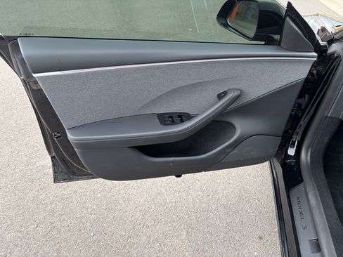 Used 2024 Tesla Model 3 Standard Range RWD image 11