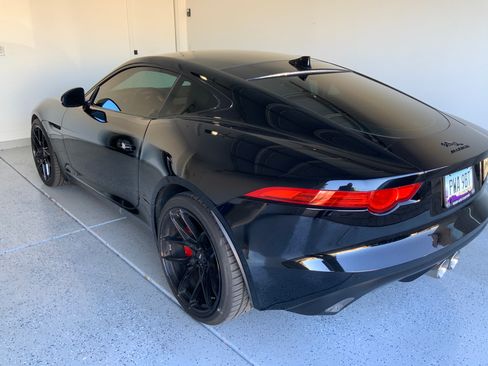 Used 2016 Jaguar F-TYPE Coupe image 4