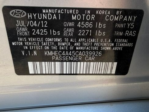Used 2012 Hyundai Sonata Hybrid w/ Leather Pkg FWD image 16