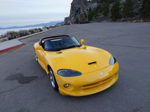 Used 2001 Dodge Viper RT/10 RWD image 10