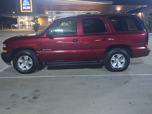 Used 2002 Chevrolet Tahoe LT image 9
