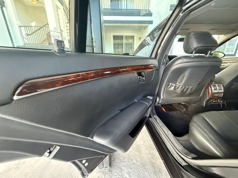 Used 2007 Mercedes-Benz S 550 image 27