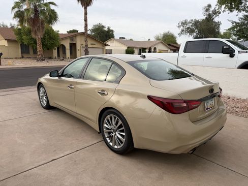Used 2018 INFINITI Q50 Luxe RWD image 9