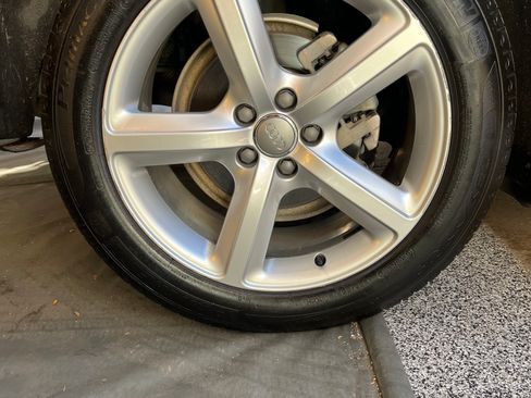 Used 2017 Audi Q5 2.0T Premium Plus w/ Technology Package image 17