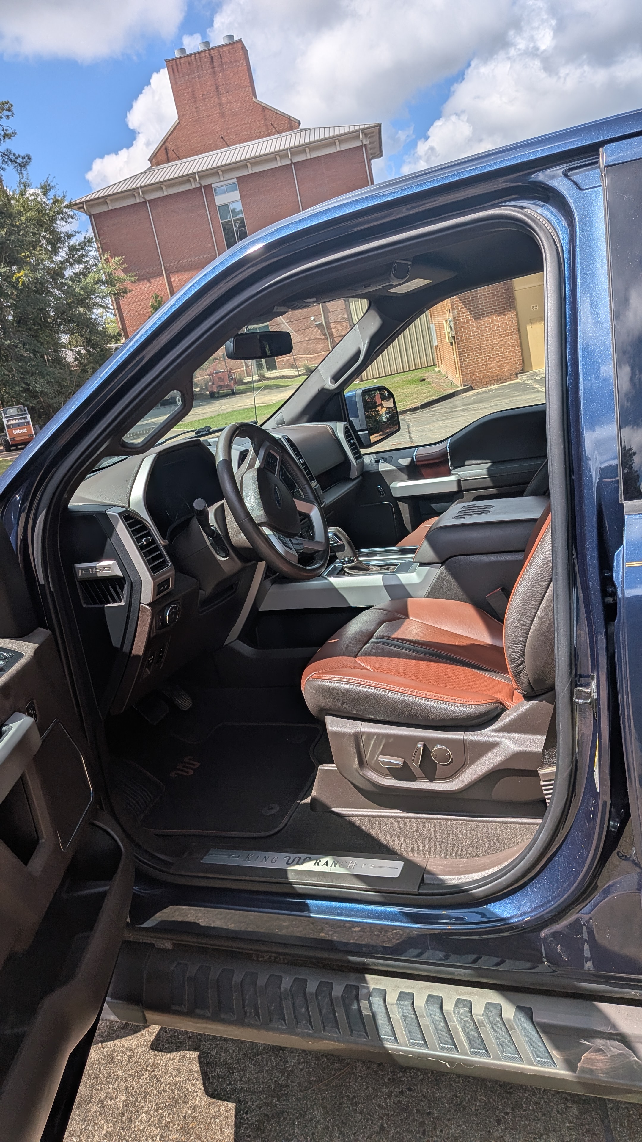 Used 2018 Ford F150 King Ranch w/ Trailer Tow Package RWD image 6