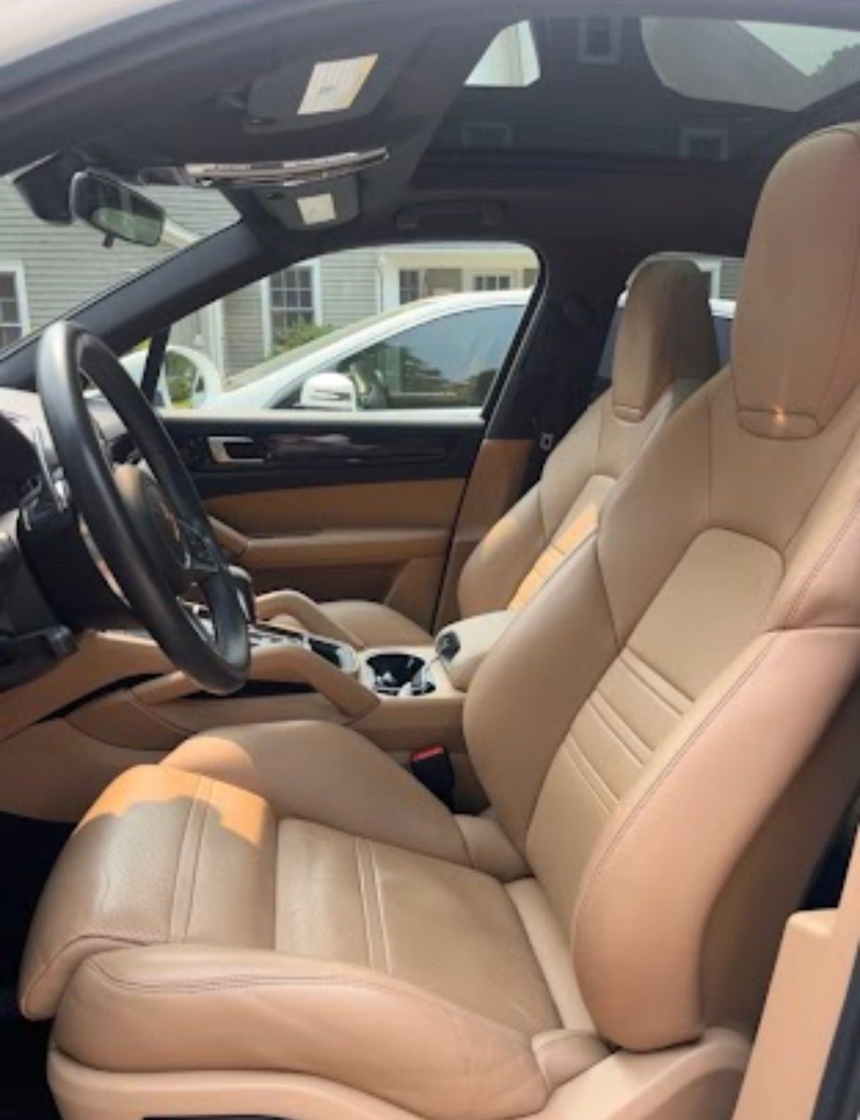 Used 2019 Porsche Cayenne AWD/4WD image 13