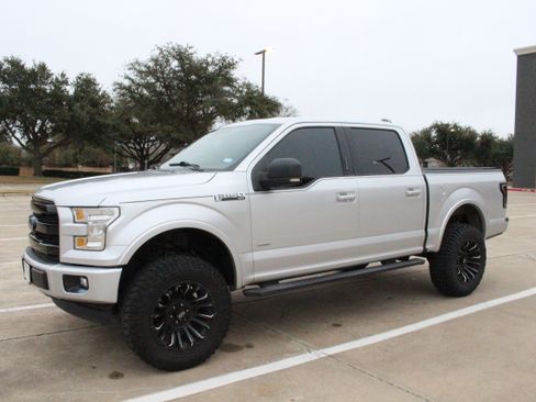 Used 2016 Ford F150 XLT w/ Equipment Group 301A Mid image 8