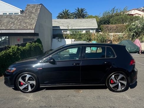 Used 2020 Volkswagen GTI SE FWD image 5
