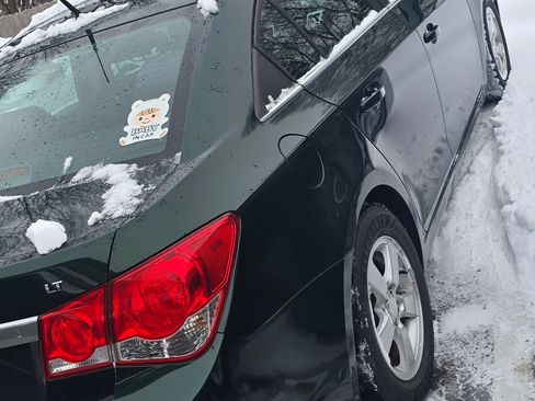 Used 2014 Chevrolet Cruze LT image 11