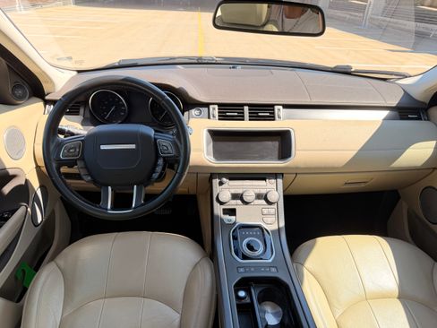 Used 2018 Land Rover Range Rover Evoque SE Premium AWD/4WD image 2