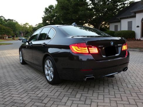 Used 2013 BMW 550i xDrive Sedan AWD/4WD image 20
