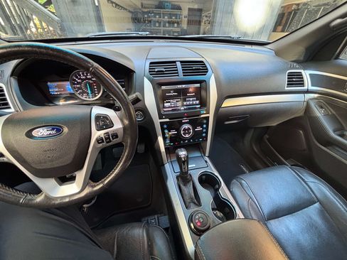 Used 2015 Ford Explorer Sport w/ Equipment Group 401A image 14