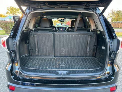 Used 2015 Toyota Highlander Limited image 6