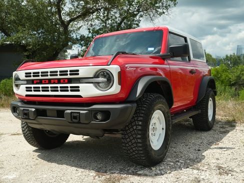 Used 2024 Ford Bronco Heritage Edition image 17