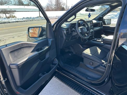 Used 2022 Ford F150 XL w/ STX Black Appearance Package image 17