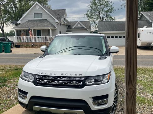 Used 2015 Land Rover Range Rover Sport HSE AWD/4WD image 9