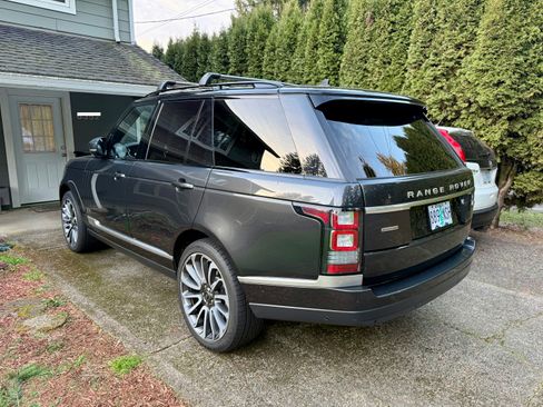 Used 2016 Land Rover Range Rover Supercharged image 5